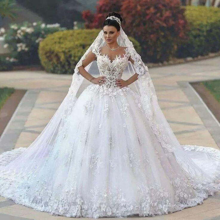 Красивые платья невесты фото Pin em vestidos y calzado Vestidos de noiva estilo princesa, Vestidos de noiva p
