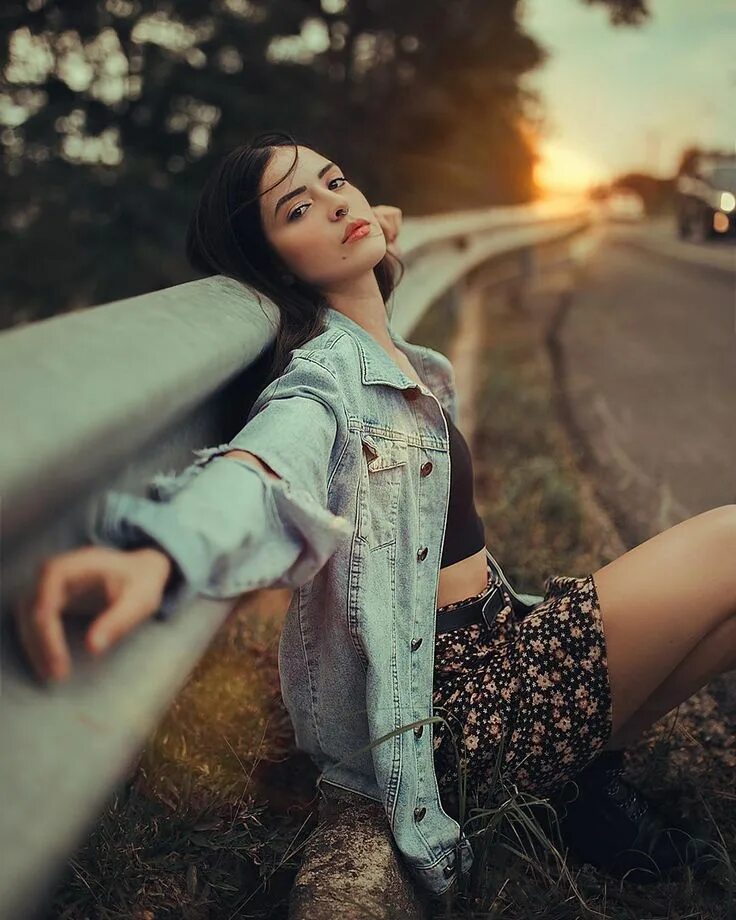 Красивые позы для фото на улице девушке Pin em Garotas