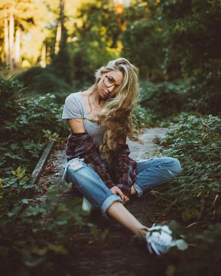 Красивые позы для фото в лесу 3,374 Me gusta, 35 comentarios - #moodyfilm Feature Account (@moody.film) en Ins