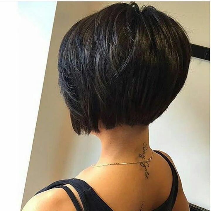Красивые прически боб каре A line Bob Hair styles 2017, Short hair styles, Hair styles
