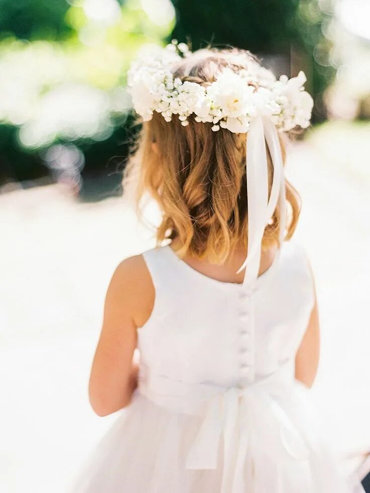 Красивые прически девочкам для свадьбы Hairstyles For Wedding Toddlers in 2020 Flower girl hairstyles, Girl hairstyles,