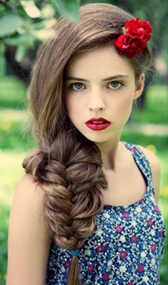Красивые прически для 18 лет Pin by Satori Blossoms on Braids and buns! Medium length hair styles, Perfect ha