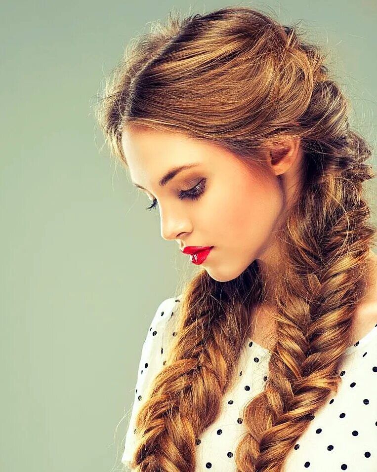 Красивые прически для девушек Прически на выпускной - "Hair-Boutique"