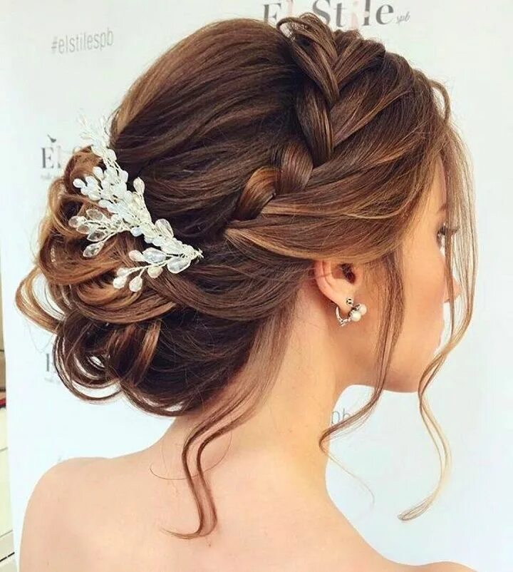 Красивые прически для девушек на свадьбу 35 Simple Updo Hairstyles Ideas From Every Angle Winter wedding hair, Bohemian h