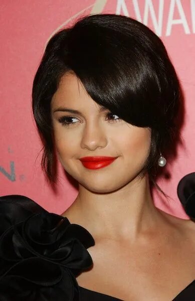 Красивые прически для круглого лица женские Diverse Modish Types of Bangs for Round Face Bangs for round face, Hair styles 2