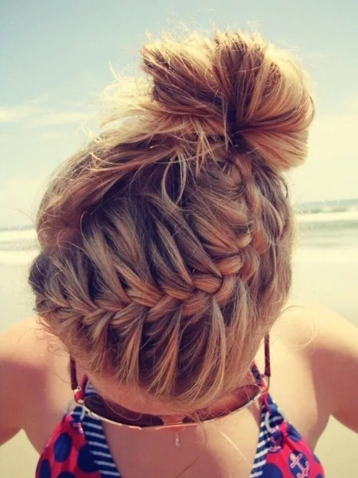 Красивые прически для лета Braided Updo; French Braid into Bun. #hair Pretty braided hairstyles, Hair, Hair