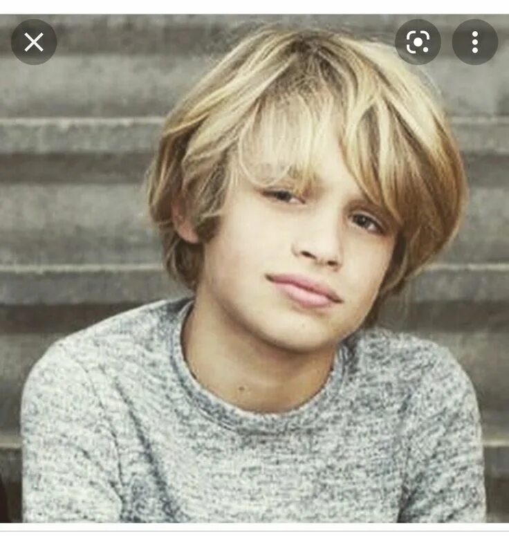 Красивые прически для мальчиков с длинными волосами Pin by Amanda Virden on Long hairstyles for biys Boy hairstyles, Boy haircuts lo
