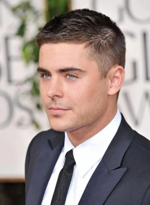 Красивые прически для парней с короткими волосами Zac Efron mens short buzzed fade summer hair Boy haircuts short, Men's short hai