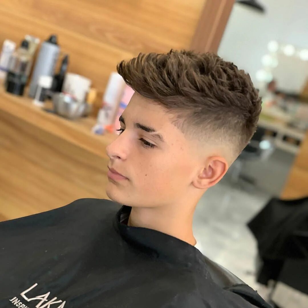 Красивые прически для подростков 32 Best Haircuts For Teenage Guys (2019 Trends) StylesRant Teen hairstyles, Kids