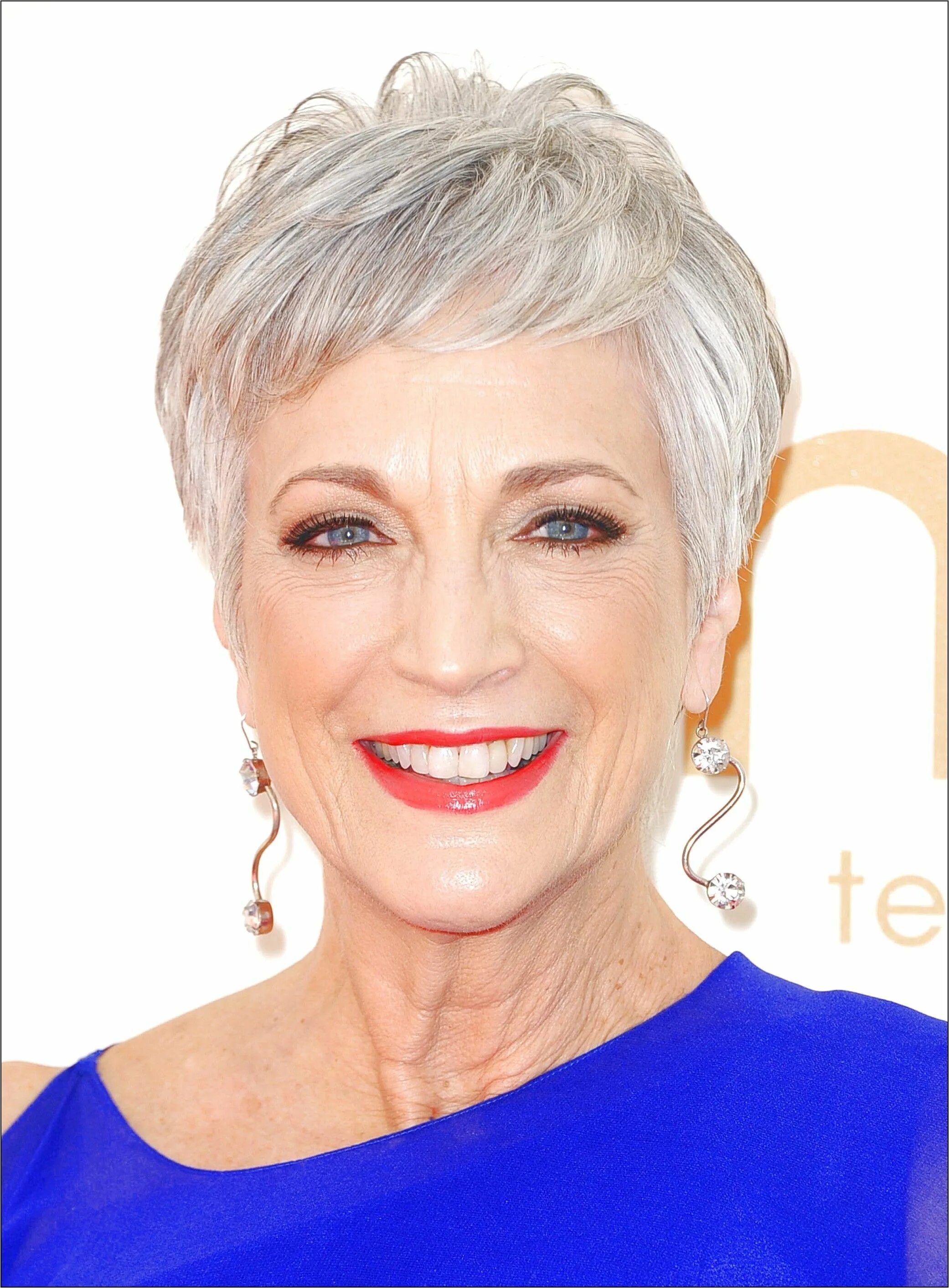 Красивые прически для женщин 50 лет Pin on Hairstyles