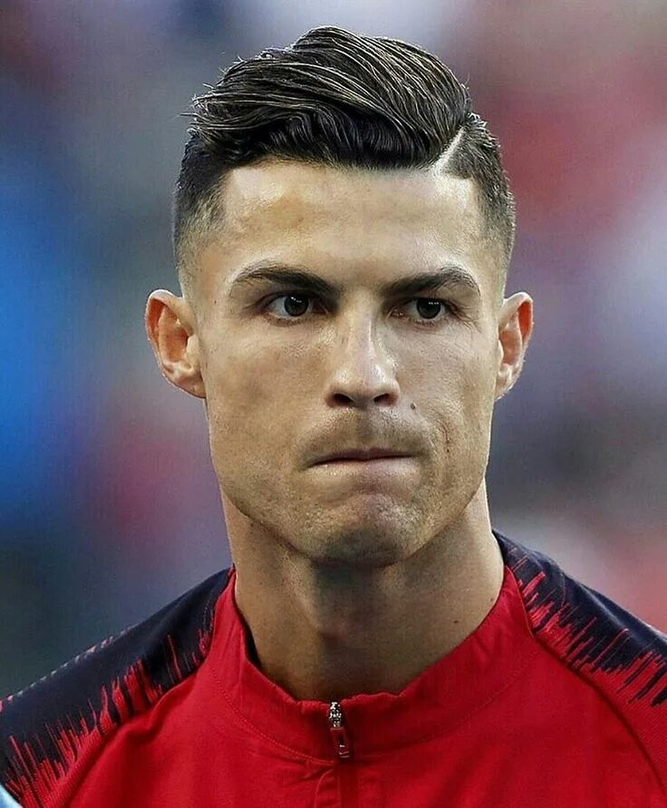 Красивые прически футболистов Pin on ロ ナ ウ ド 髪 型 Cristiano ronaldo hairstyle, Cristiano ronaldo haircut, Ronal