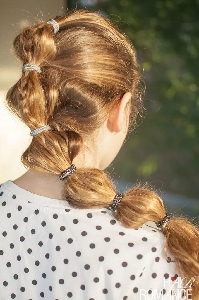 Красивые прически из двух хвостов Back to school hairstyles - The braided bubble ponytail tutorial - Hair Romance 