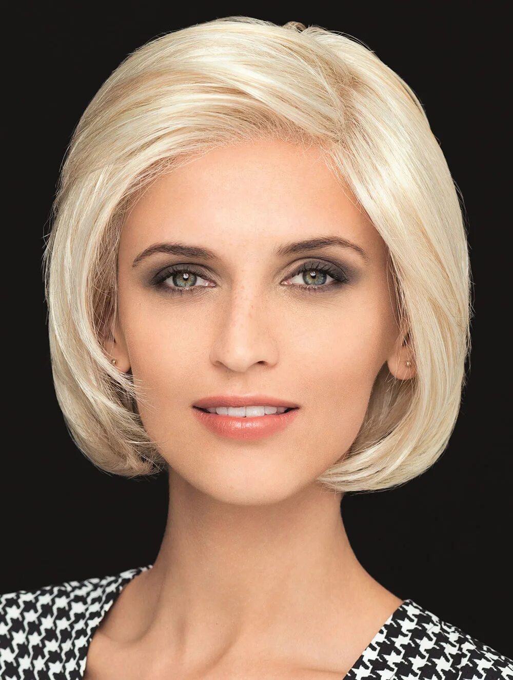 Красивые прически каре короткое 10" Platinum Blonde Synthetic Chin Length Straight Bobs Hand Tied Lace Wigs