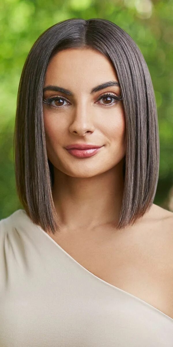 Красивые прически каре удлиненное Bows Are A Timeless Accessory - 31 Ways To Incorporate Bows Into Your Hair Style