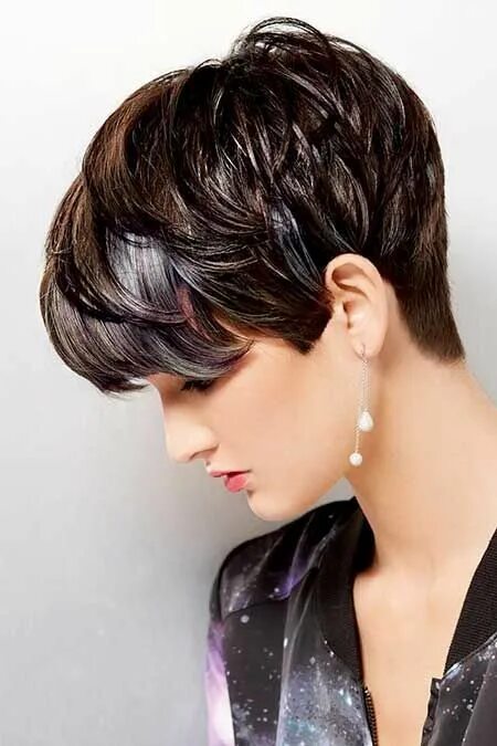 Красивые прически коротких волос фото modna fryzura grzybek Tagli di capelli castani, Capelli corti alla moda, Acconci
