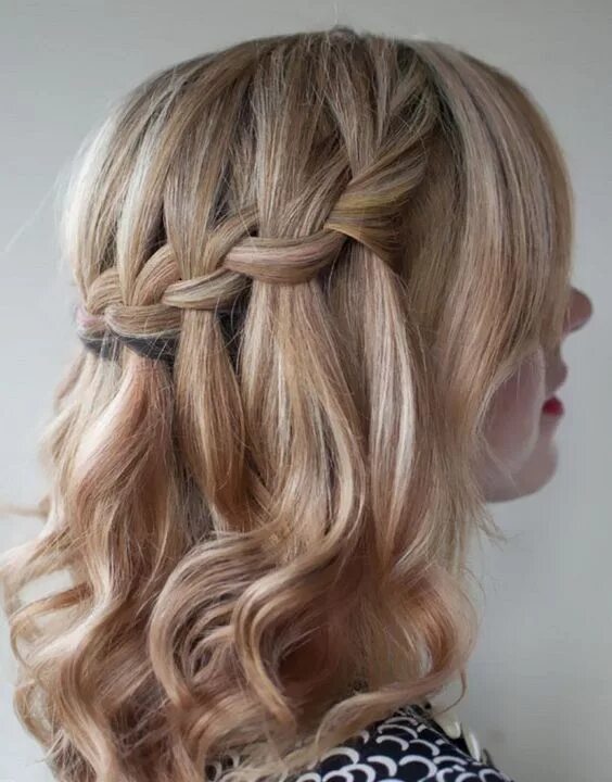 Красивые прически косички на средних волос Cortes de Pelo Media Melena Atreveté a Probar algo Diferente Short hair updo, Cu