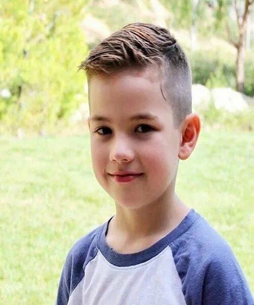 Красивые прически мальчикам фото Short Taper Hairstyle Boy haircuts short, Little boy haircuts, Boys haircuts