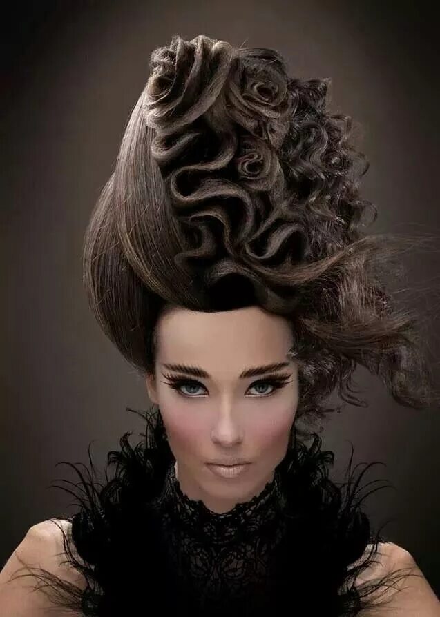 Красивые прически мира Pin by inmafernandez1965 on PASARELA Artistic hair, Creative hairstyles, Hair sh