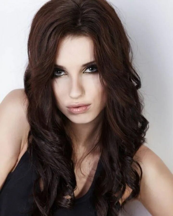 Красивые прически на длинные волосы без челки Wavy Looks. #wavyhair #wavyhairstyle #wavy #hairstyles #hair #hairstylesforgirls