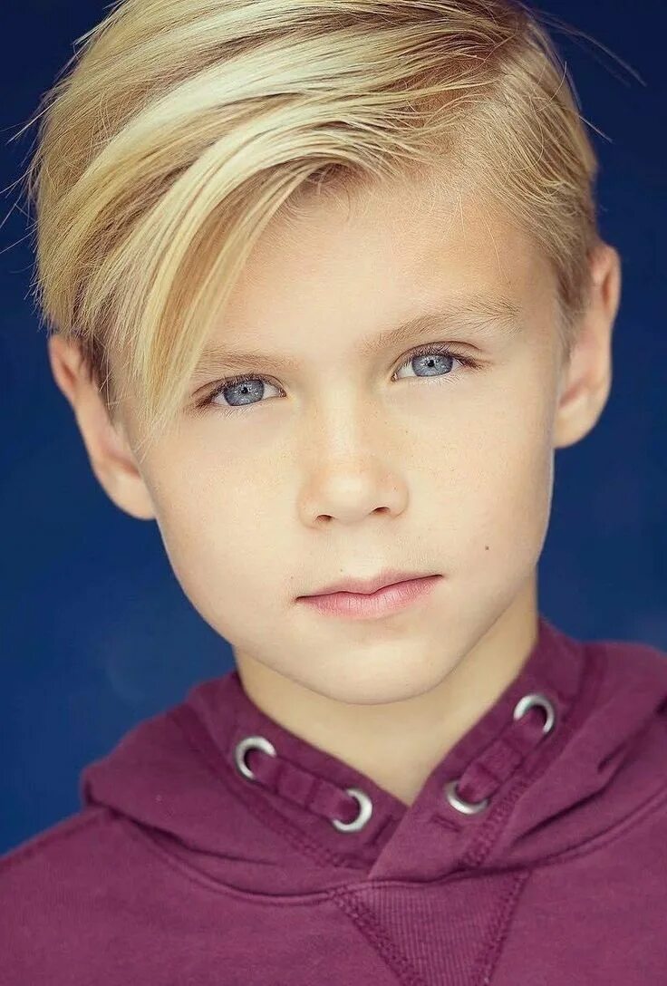 Красивые прически на длинные волосы для мальчиков Pin by Carissa Braun on "Mack: Haircut" Boy haircuts long, Boys haircuts, Kids h