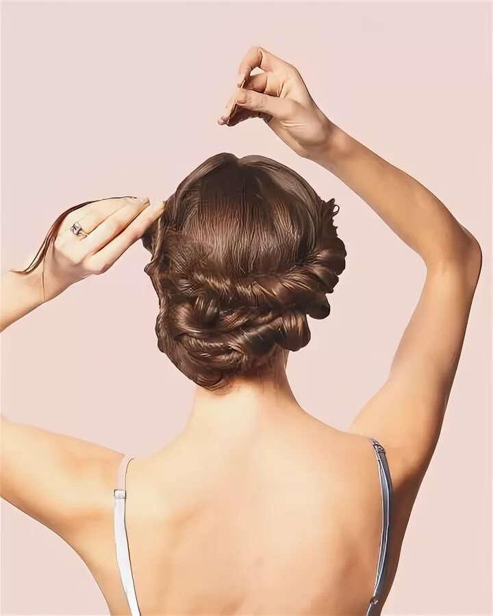 Красивые прически на длинные волосы со шпильками 37 Half-Up, Half-Down Wedding Hairstyles We Love Diy hairstyles, Wedding hairsty