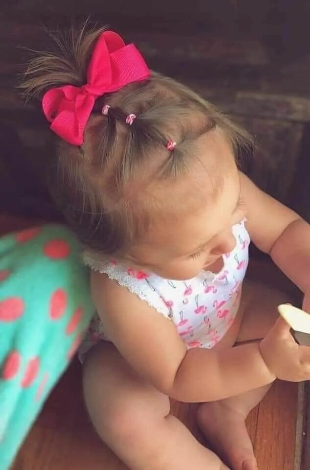 Красивые прически на годик Pin by Amanda Ruiz on baby stuff. Toddler hairstyles girl, Childrens hairstyles,