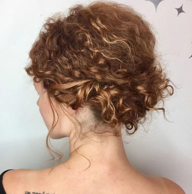 Красивые прически на кудрявые волосы 60 Styles and Cuts for Naturally Curly Hair in 2024 Curly hair photos, Curly hai