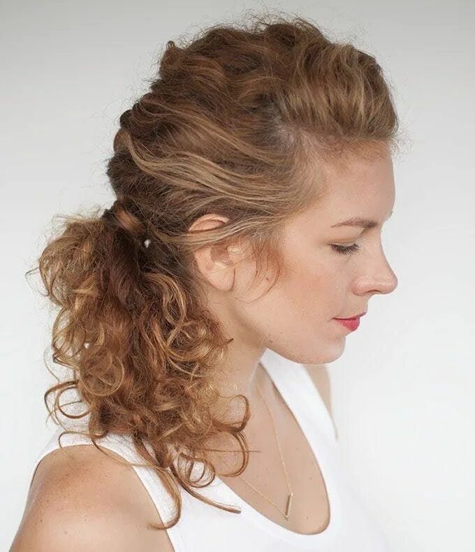 Красивые прически на кудрявые волосы средней длины 17 Natural Hairstyles ALL Curly Gals Will Love Hair romance, Hair tutorial, Curl