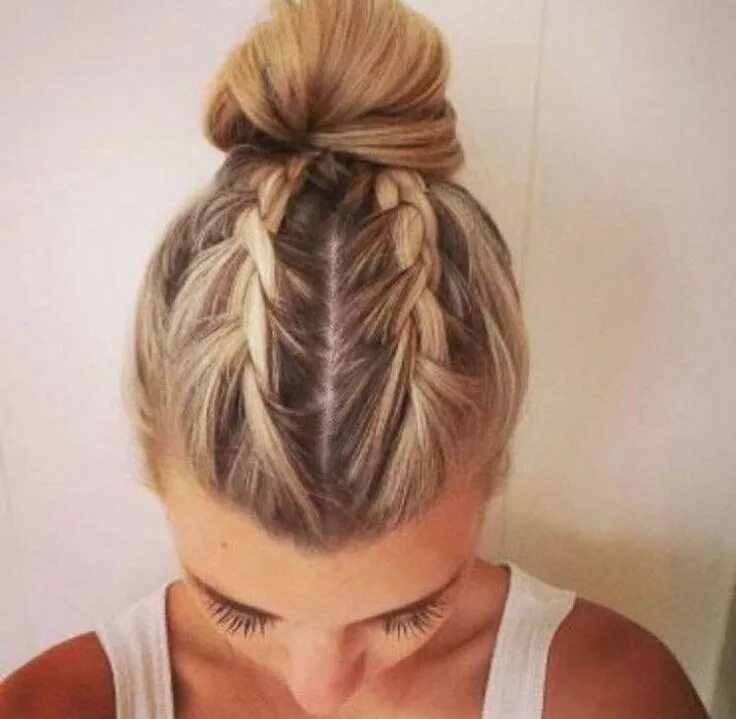 Красивые прически на средние волосы на физкультуру Double Front Braid Bun Braided hairstyles updo, Braided hairstyles easy, French 