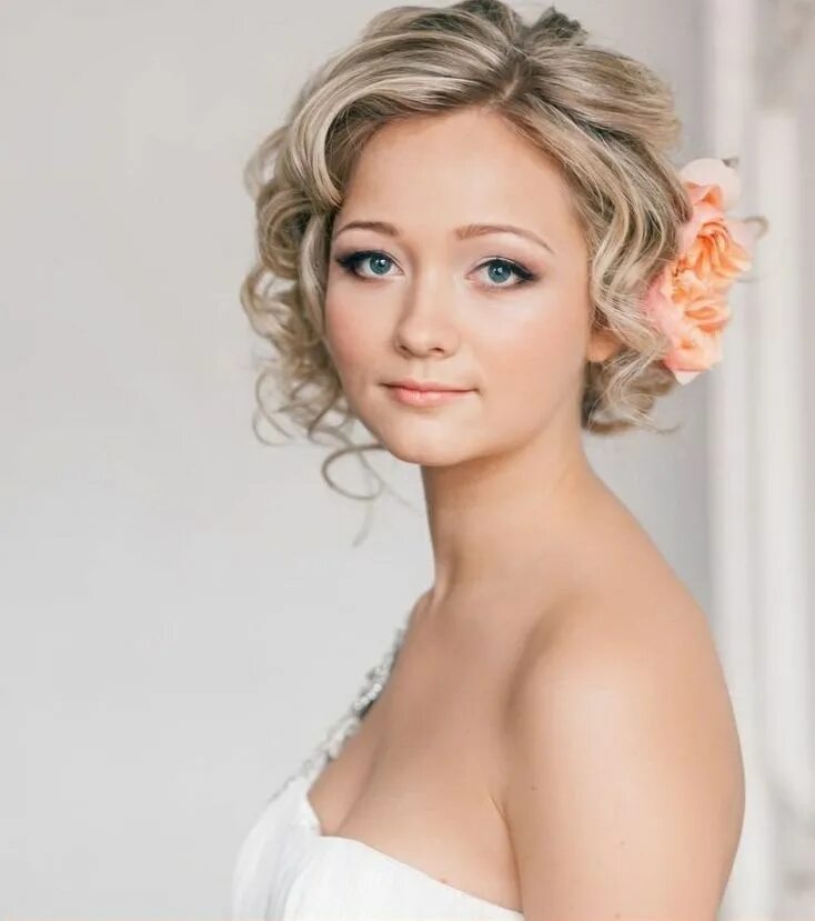 Красивые прически на свадьбу короткие волосы 20 Modèles De Coiffures Pour Mariées Cheveux Courts : Magnifique ! Coiffure mari