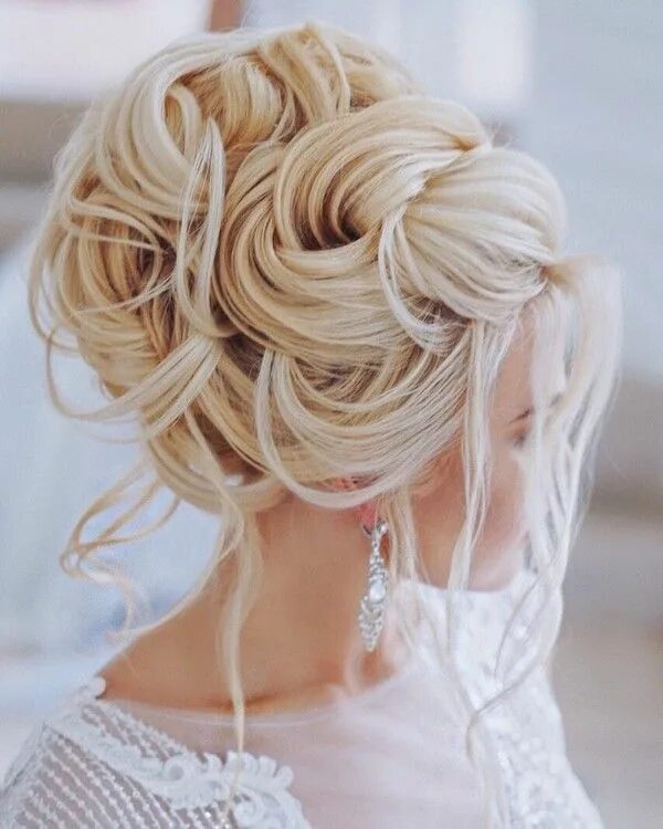 Красивые прически на светлые волосы 12 Best Wedding Hairstyles from Elstile Wedding hair inspiration, Elegant weddin