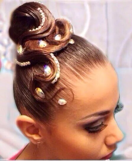 Красивые прически на танцы hairstyles Dancer hairstyles, Dance hairstyles, Competition hair