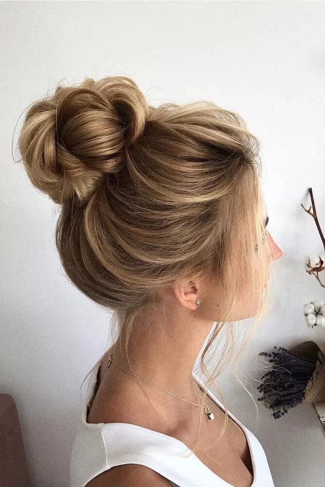 Красивые прически на утро 30 coiffures de mariage captivantes pour cheveux mi-longs #captivantes . Wedding