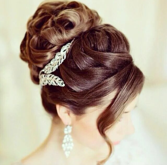 Красивые прически невесты фото Top 25 Stylish Bridal Wedding Hairstyles for Long Hair Wedding hair inspiration,