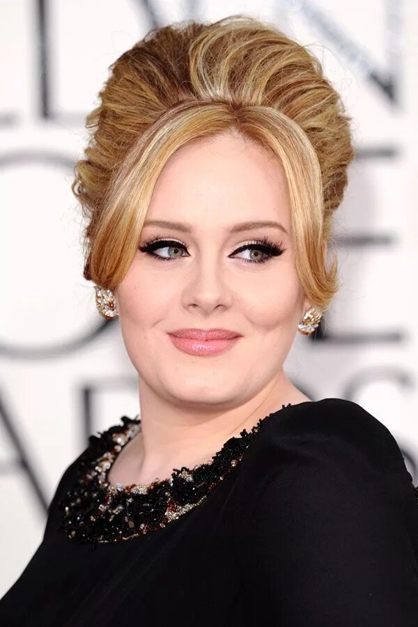 Красивые прически полных женщин Stunning Beehive Hairstyles to Inspire You