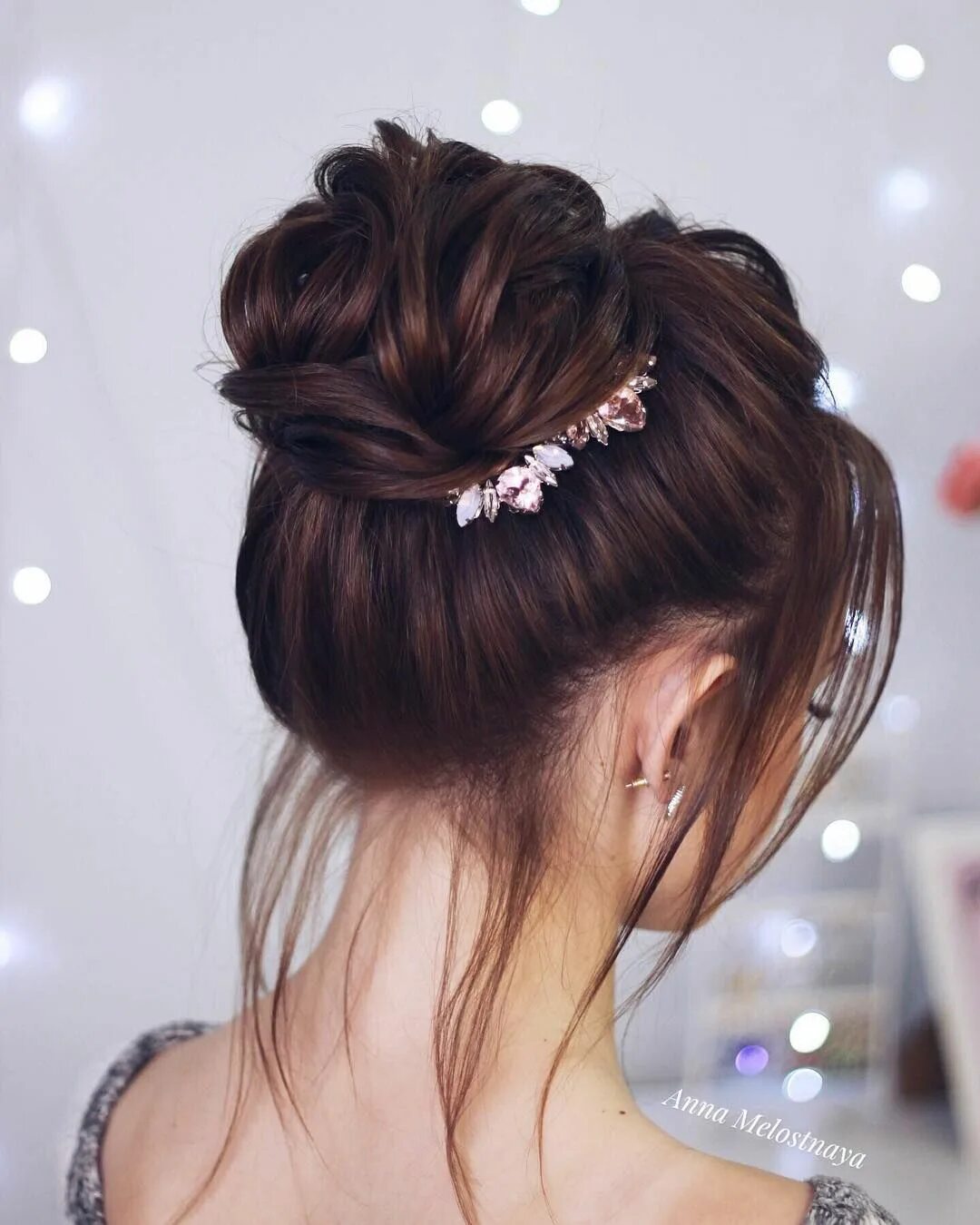 Красивые прически пучки на длинные волосы Instagram post by Make up & Hairstyles * Oct 27, 2017 at 6:10pm UTC Hochzeitsfri