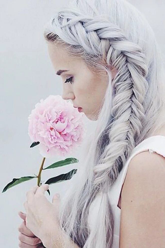 Красивые прически с белыми волосами Lange Haare Hair styles, Pastel hair, Hairstyle