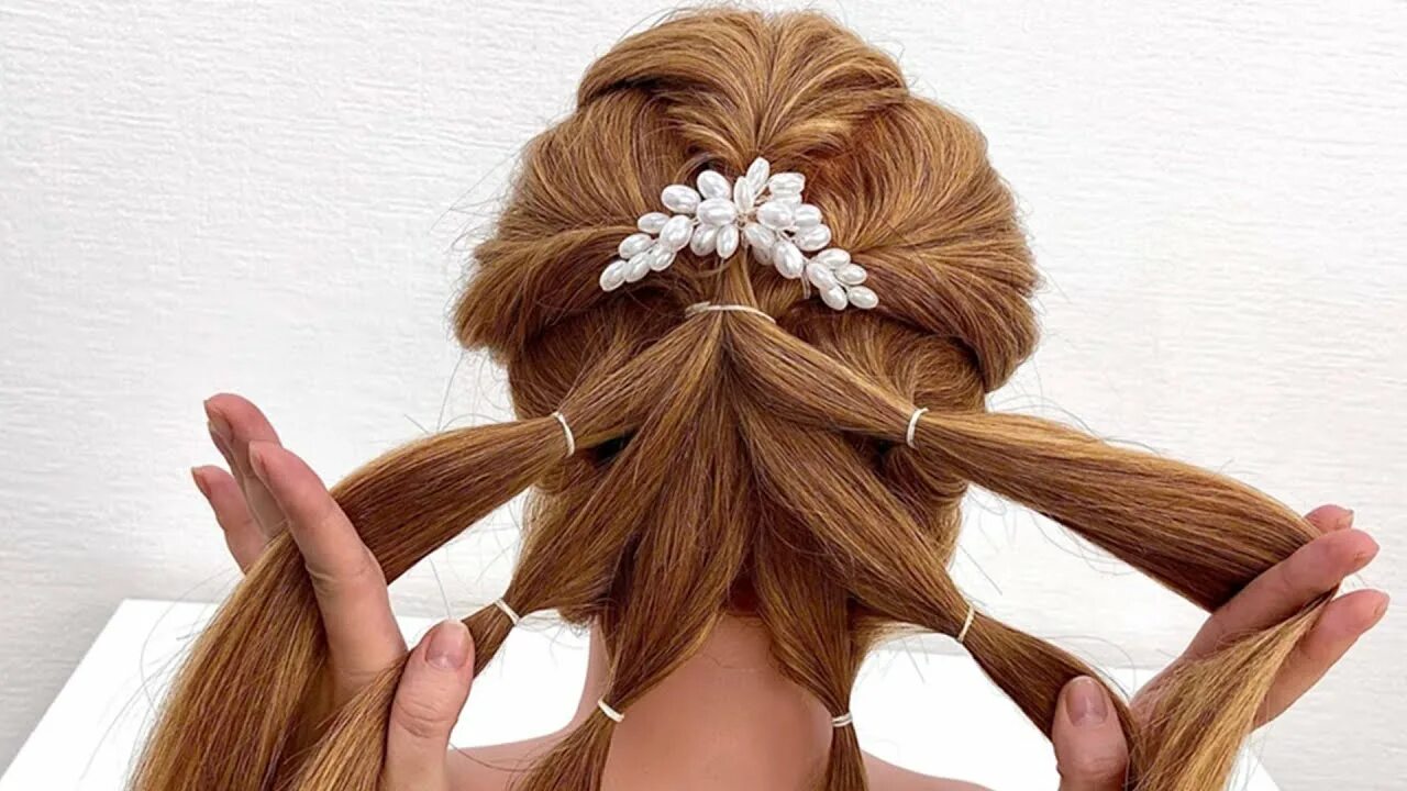 Красивые прически с двумя резинками Коса на Резинках. Most Beautiful Prom Wedding Hairstyle - YouTube