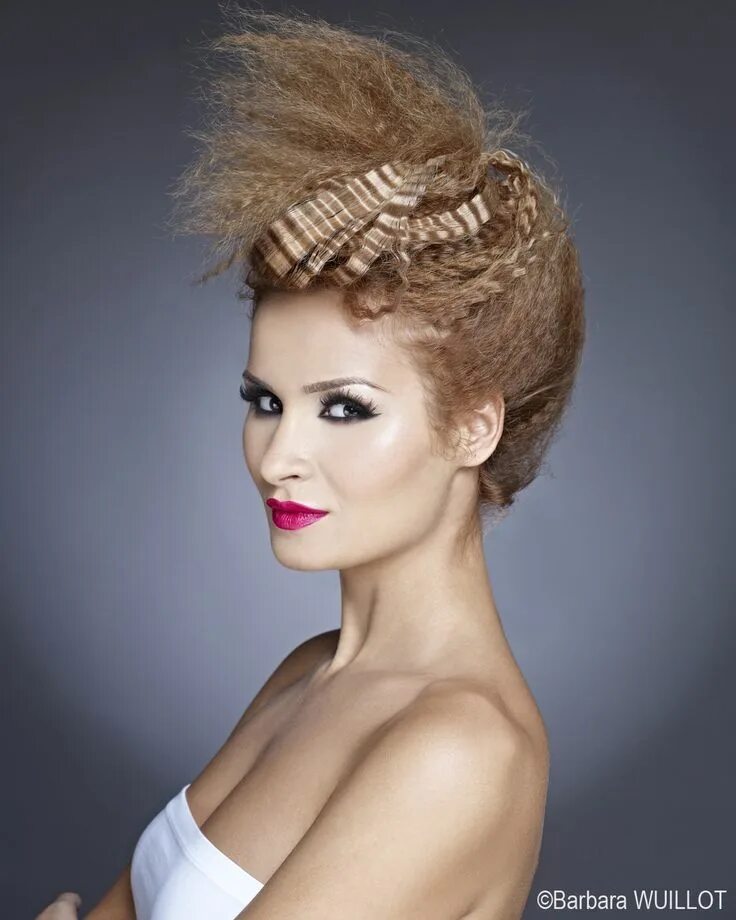 Красивые прически с гофре Pin by Aymeric on crimped hair Hair styles, Micro braids hairstyles, Hair updos