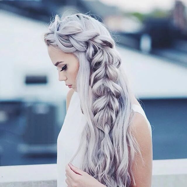 Красивые прически с косами на длинные волосы ᏁᎥƙƘᎥ ℒᎧᏤᏋᎦ Long hair styles, Hair styles, Luxy hair