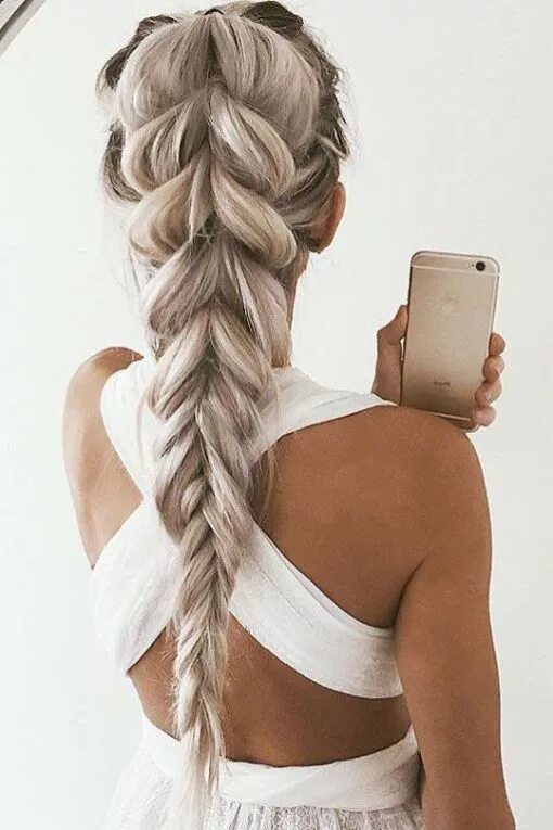 Красивые прически с косичками 50 Gorgeous Prom Hairstyles For Long Hair - Society19 Hair styles, Prom hairstyl