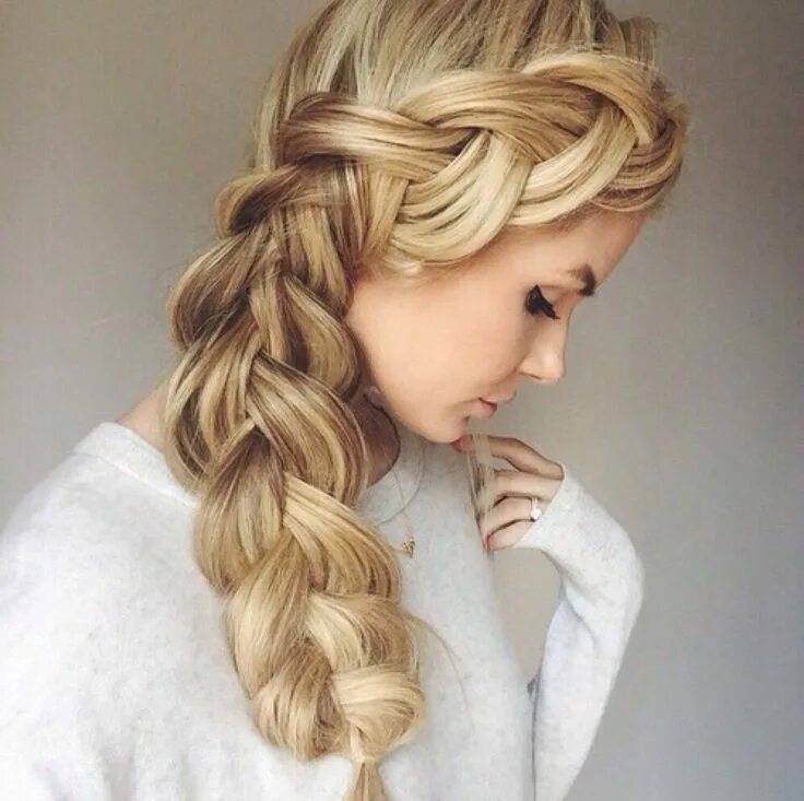Красивые прически с косичками Waterfalls and Fishtails: 16 School Braids For Long Hair TeenTimes.com Braids fo