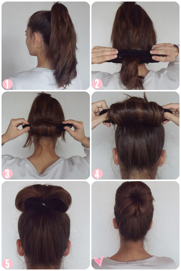Красивые прически с одной резинкой Aqui no blog já ensinei como fazer coque com uma meia. Lembram ? Hoje trago pra 