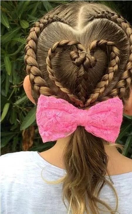 Красивые прически сердечки 20 Hairstyles for Little Girls Heart braid, Hair styles, Under braids