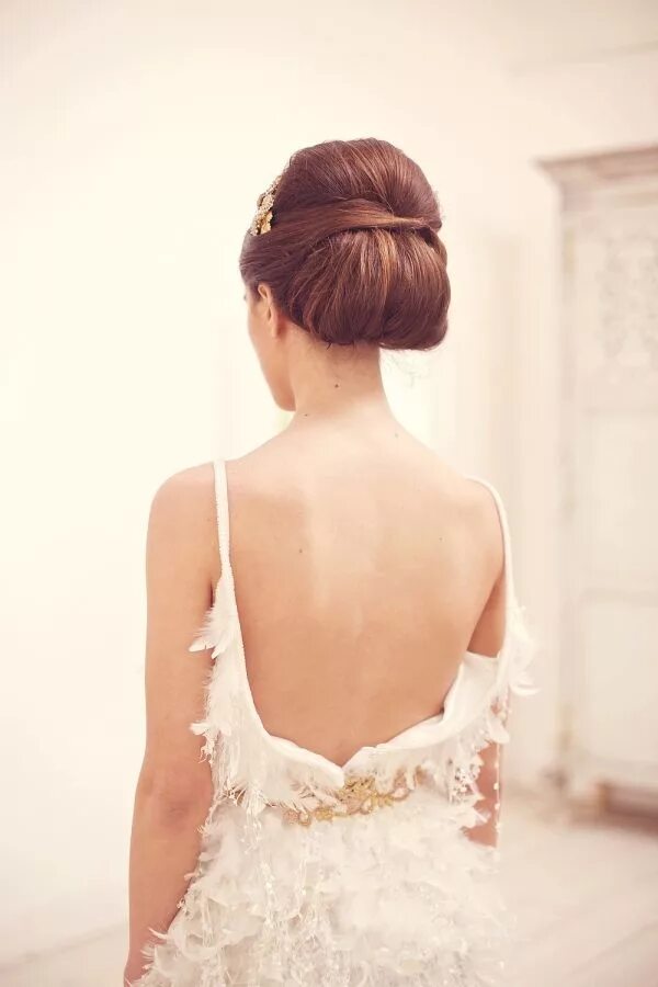 Красивые прически со спины Antique Ring Wedding hair inspiration, Wedding hairstyles, Wedding hairstyles up