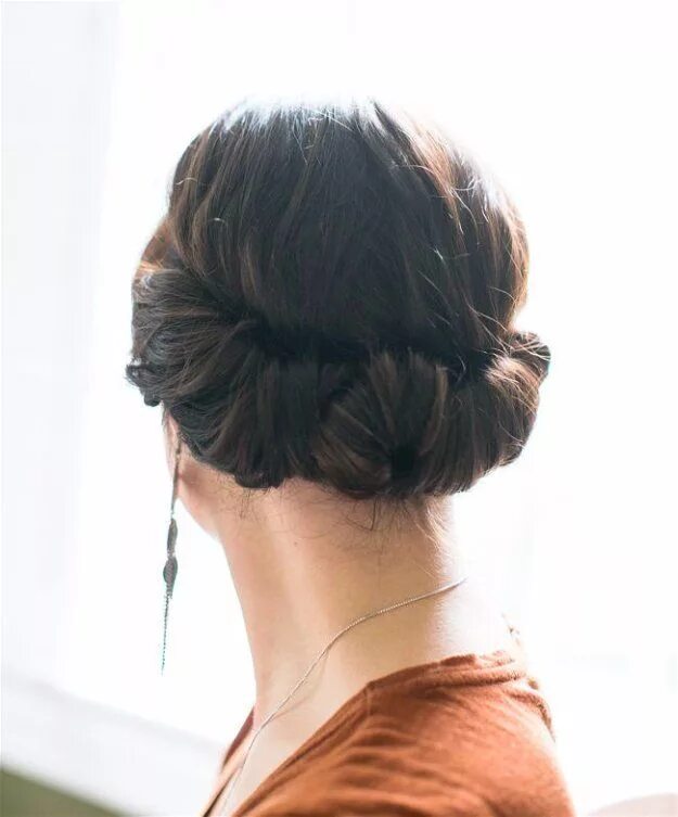 Красивые прически сзади фото Hairstyles For Long Hair : Headband Tuck Easy Hairstyles For Black Friday Mornin