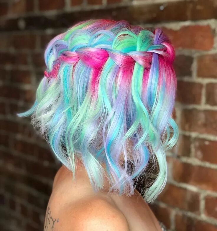 Красивые прически цветные Way back Wednesday to this incredible style using @pulpriothair colors for #prid