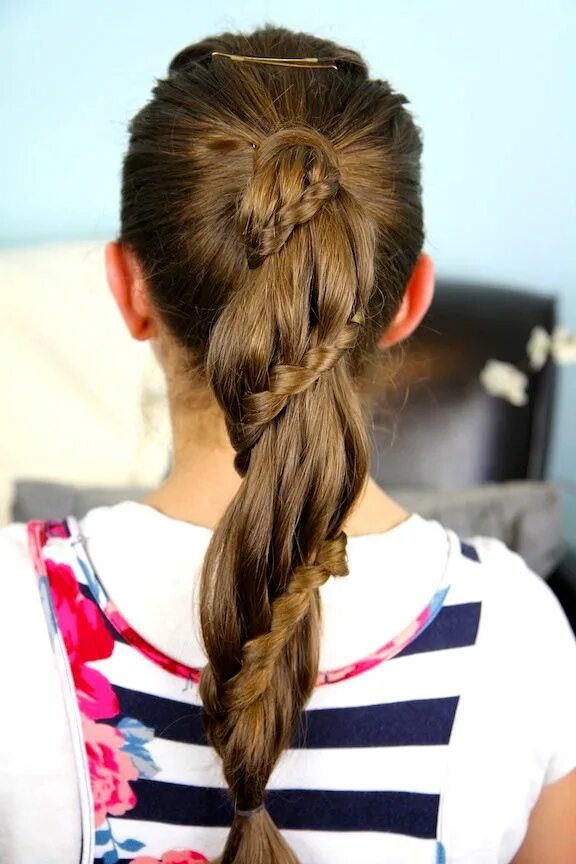 Красивые прически в школу The winding lace ponytail by cutegirlshairstyles . Cute girls hairstyles, Long h