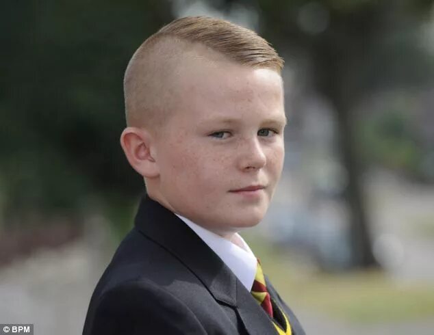 Красивые прически в школу для мальчиков Schoolboy, 13, sent home on first day of new term after being told his short hai