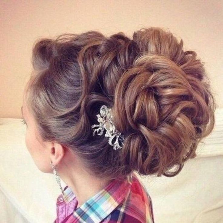 Красивые прически видное 32 Super Cute Looks With Short Hairstyles For Round Faces Short hair styles for 